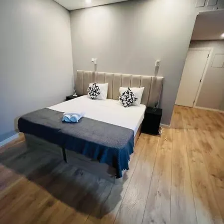 Apartamento T0- 2d Perfeito Para 2.