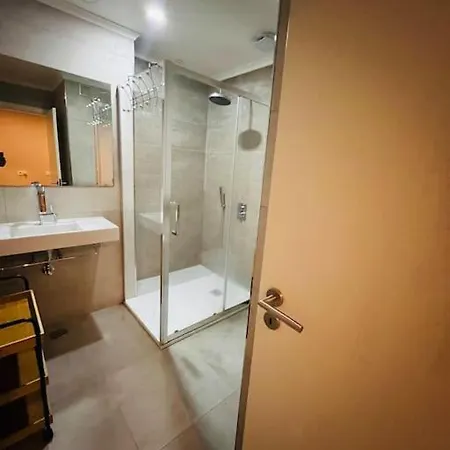 Apartamento T0- 2d Perfeito Para 2. *